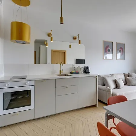 Lägenhet My Way, Parking, Kids Play & Gym By Triapart *